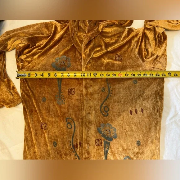 Blue Fish Vintage Golden Velvet Coat - Picture 8 of 16